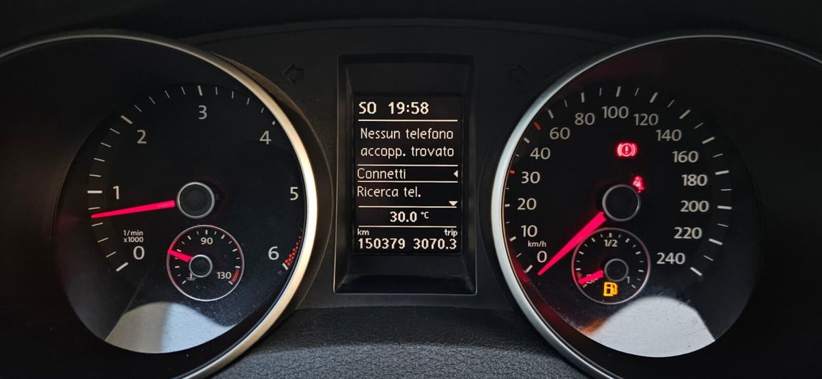 Volkswagen Golf 2.0 TDI 140CV DPF 5p. Highline (14)