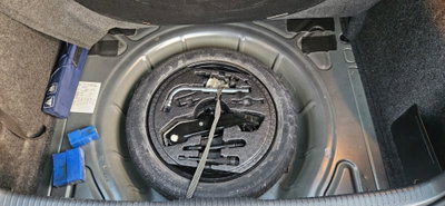 Volkswagen Golf 2.0 TDI 140CV DPF 5p. Highline (17)