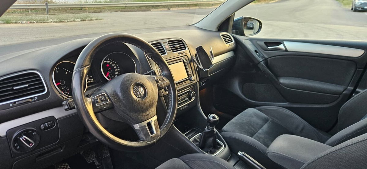 Volkswagen Golf 2.0 TDI 140CV DPF 5p. Highline (8)