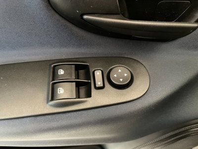 Lancia Ypsilon 1.0 FireFly 5 porte S&S Hybrid Alberta Ferretti (13)