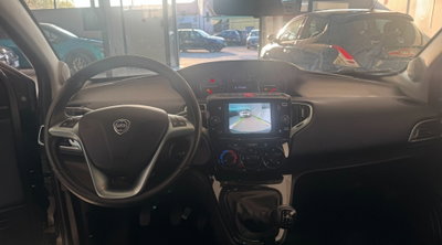 Lancia Ypsilon 1.0 FireFly 5 porte S&S Hybrid Alberta Ferretti (15)