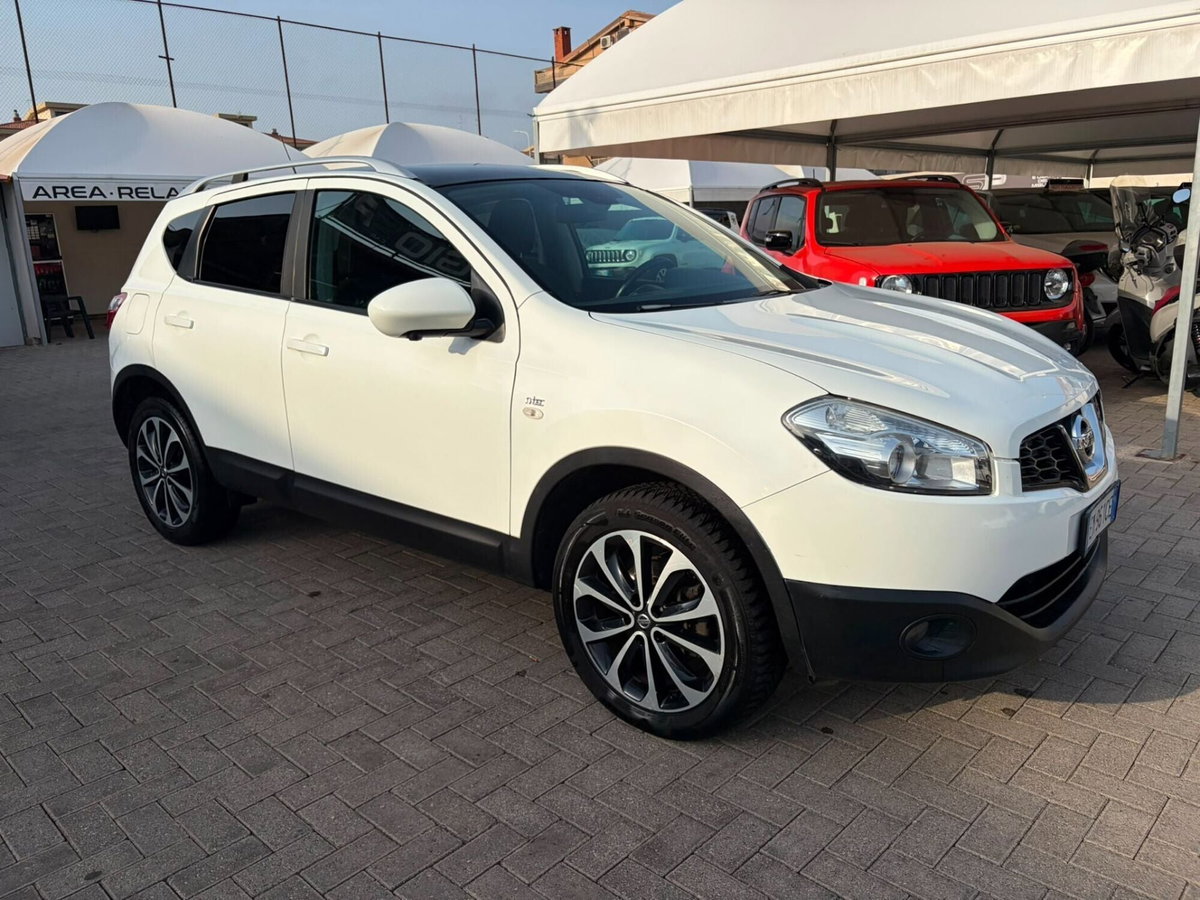Nissan Qashqai 1.6 dCi DPF Tekna (2)
