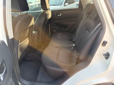 Nissan Qashqai 1.6 dCi DPF Tekna (9)