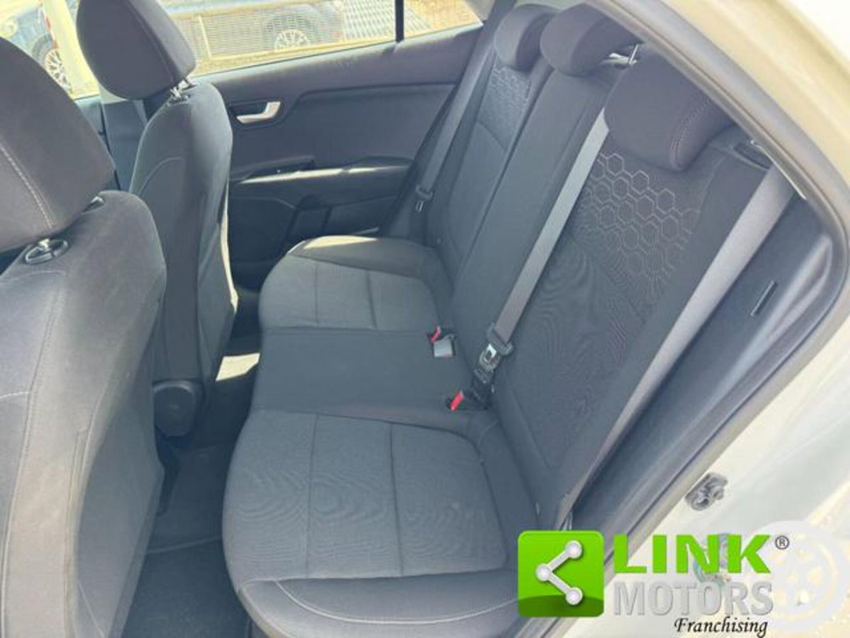 Kia Rio 1.2 MPi Evolution (18)