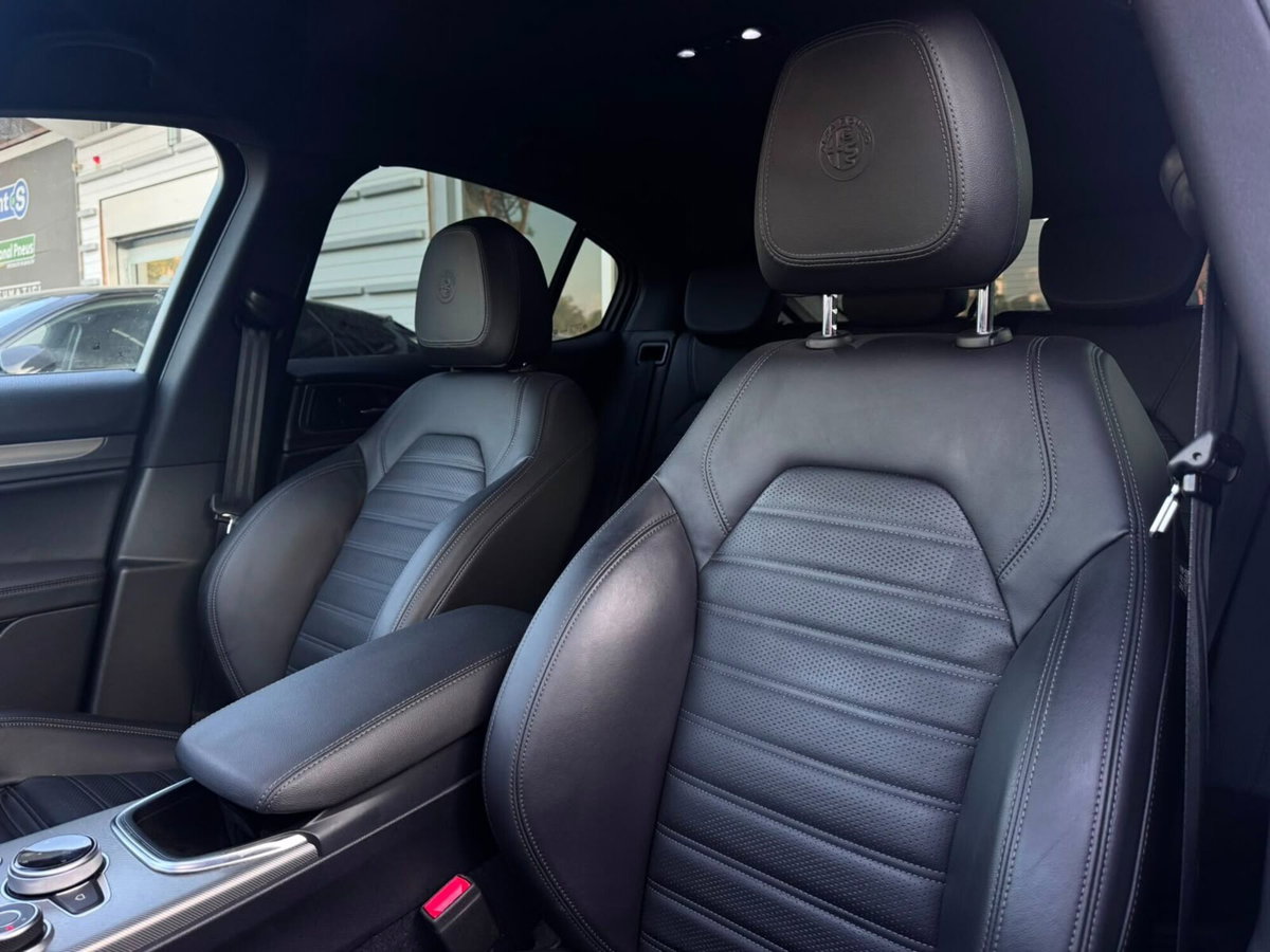 Alfa Romeo Stelvio Stelvio 2.2 Turbodiesel 210 CV AT8 Q4 Veloce (11)