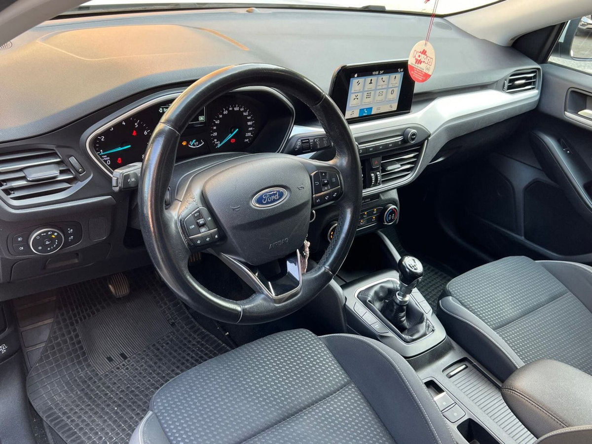 Ford Focus 1.0 EcoBoost 100 CV 5p. Plus (10)