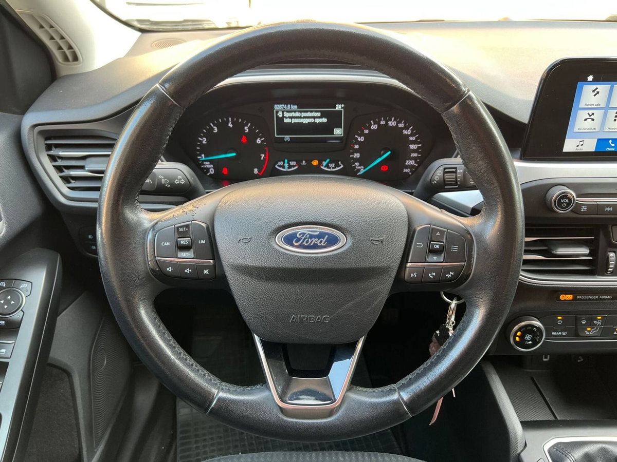 Ford Focus 1.0 EcoBoost 100 CV 5p. Plus (19)