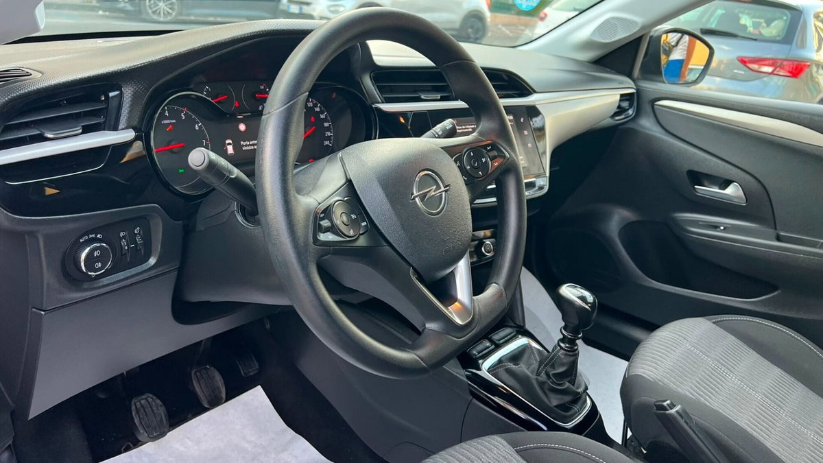 Opel Corsa 1.5 D 100 CV Edition (9)