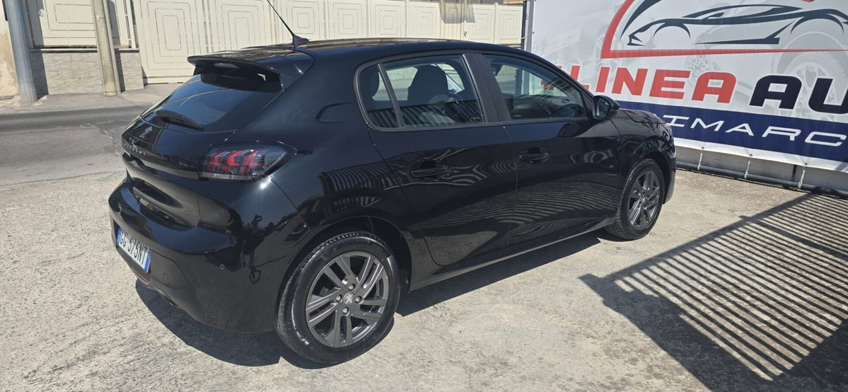 Peugeot 208 PureTech 100 Stop&Start EAT8 5 porte Active Pack (8)
