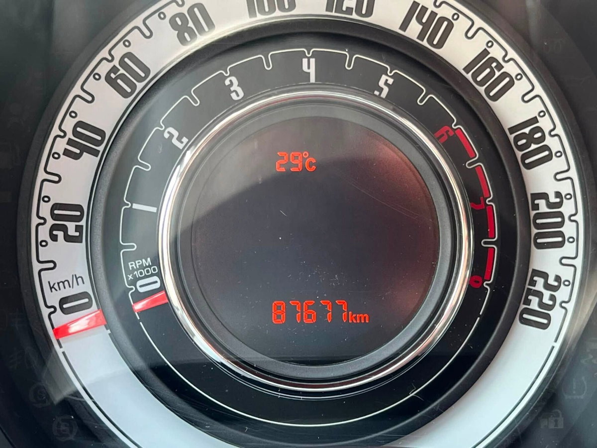 Fiat 500 1.2 Lounge (18)