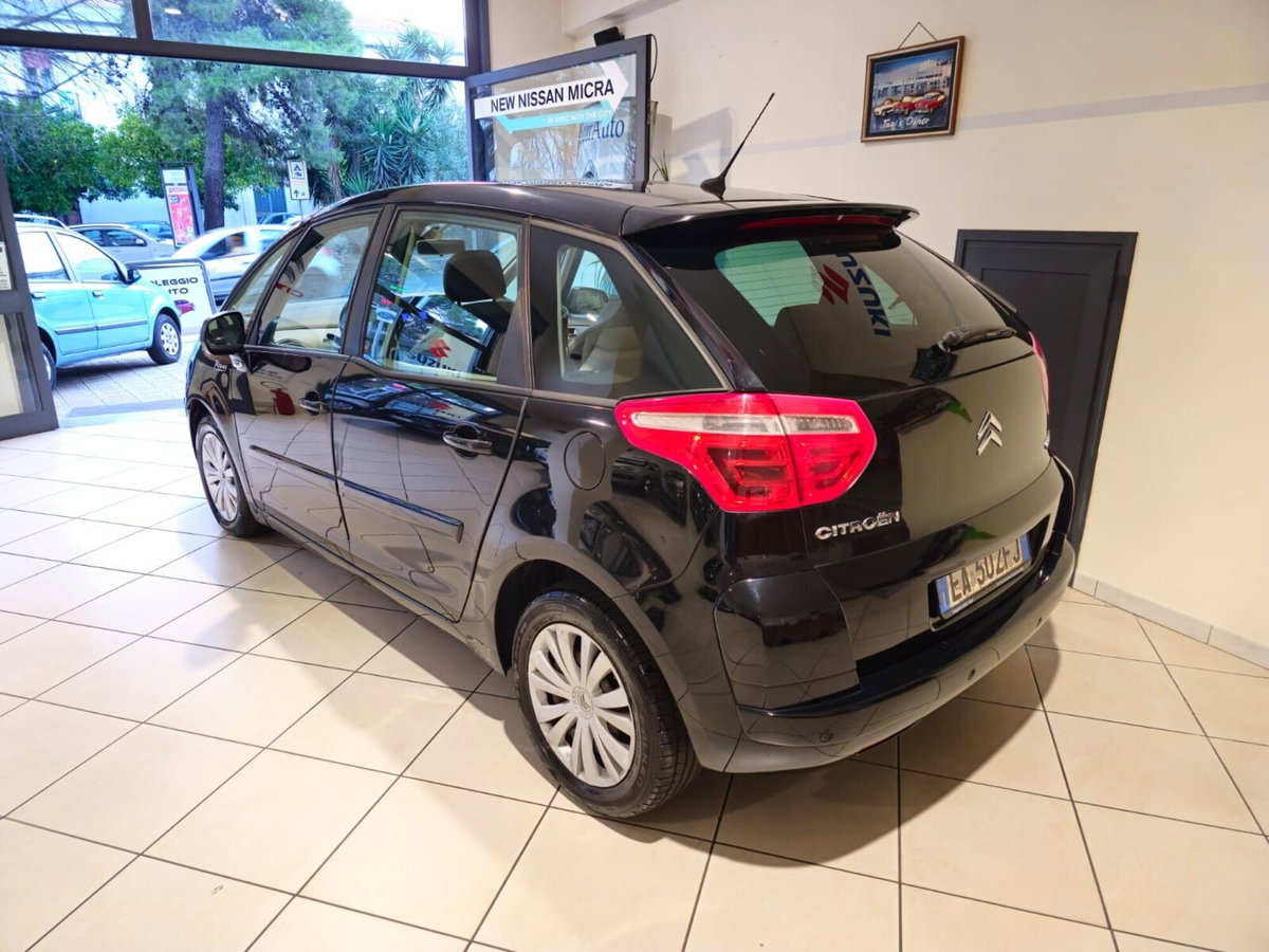 Citroen C4 Picasso 1.6 HDi 110 FAP Style (2)