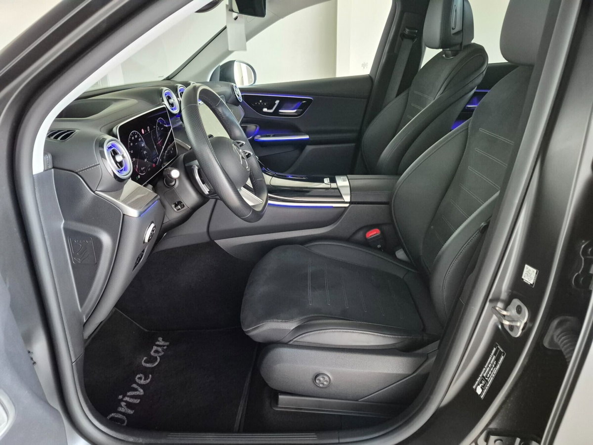 Mercedes-Benz GLC 220 d 4Matic Mild Hybrid AMG Premium Plus (11)