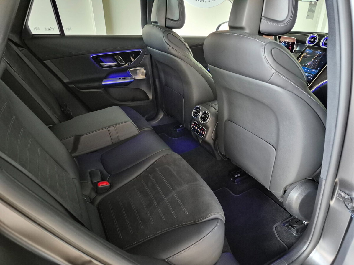 Mercedes-Benz GLC 220 d 4Matic Mild Hybrid AMG Premium Plus (16)
