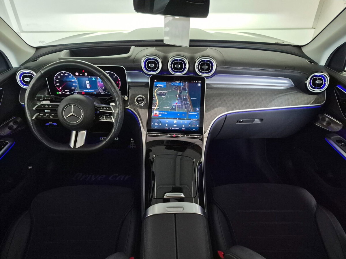 Mercedes-Benz GLC 220 d 4Matic Mild Hybrid AMG Premium Plus (2)