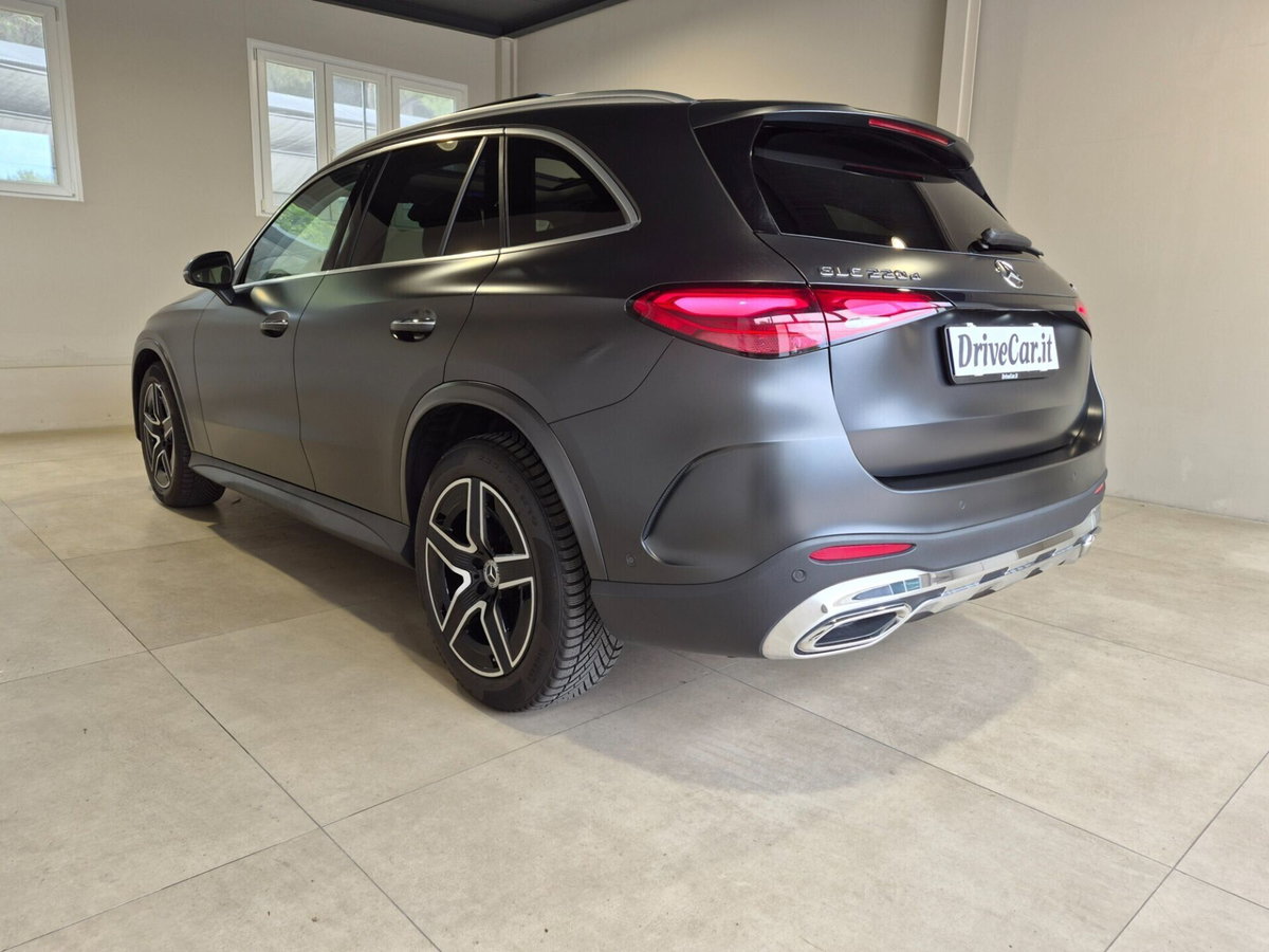 Mercedes-Benz GLC 220 d 4Matic Mild Hybrid AMG Premium Plus (9)