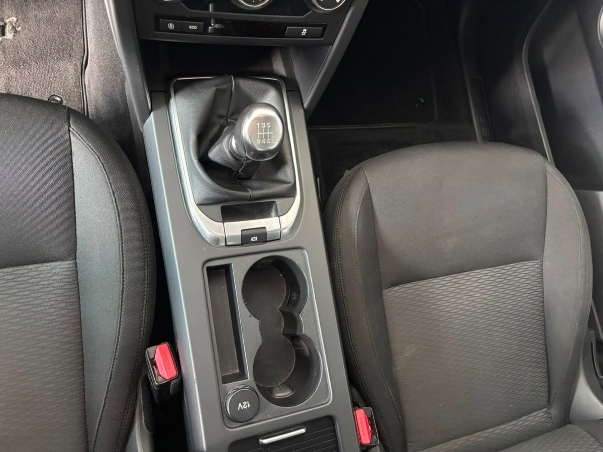 Land Rover Discovery Sport 2.0 eD4 150 CV 2WD Pure (15)