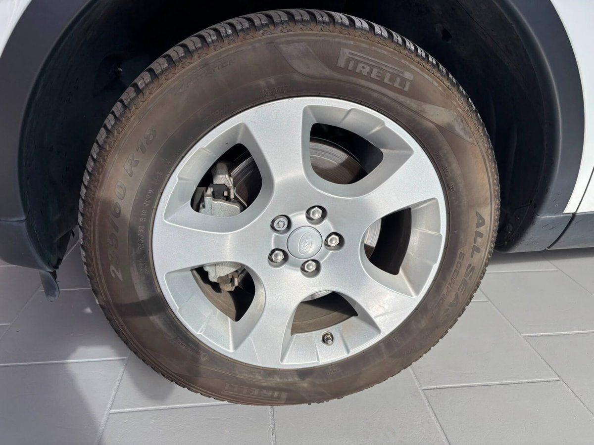 Land Rover Discovery Sport 2.0 eD4 150 CV 2WD Pure (20)