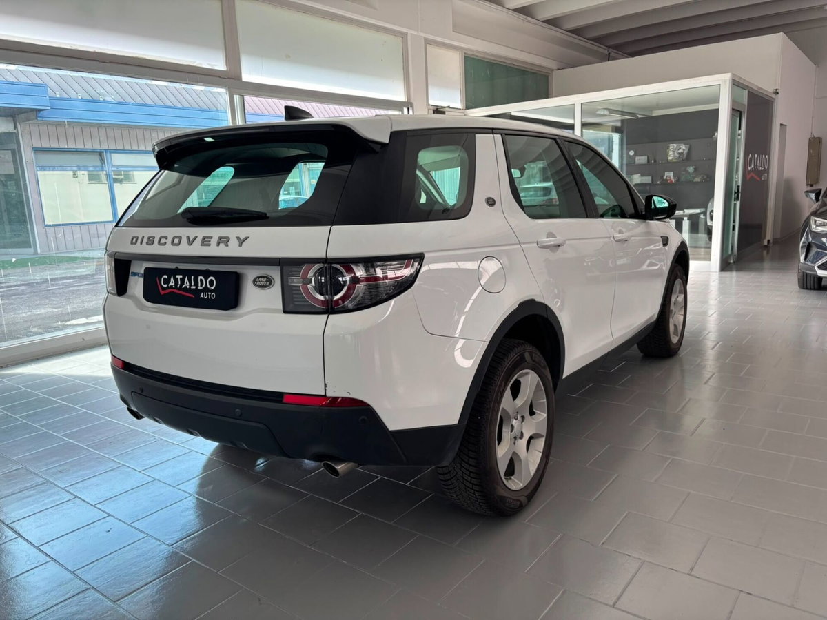 Land Rover Discovery Sport 2.0 eD4 150 CV 2WD Pure (5)