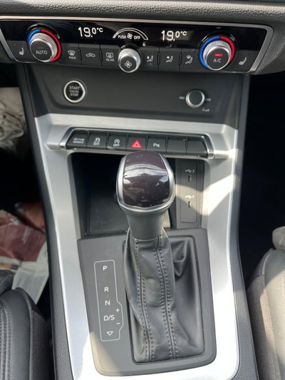 Audi Q3 Sportback 35 TDI quattro S tronic S line edition (12)