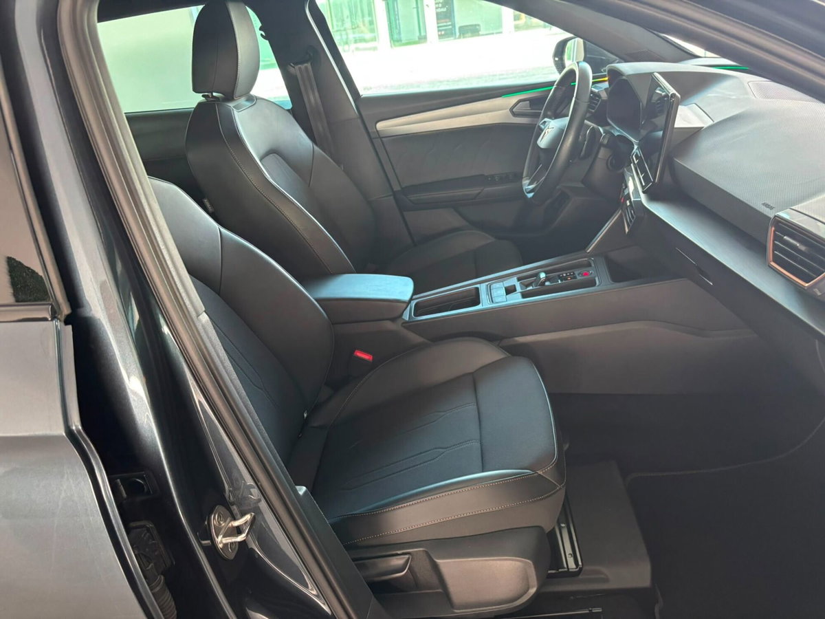 Cupra Leon Station Wagon Leon Sportstourer 1.5 hybrid 150cv dsg (18)