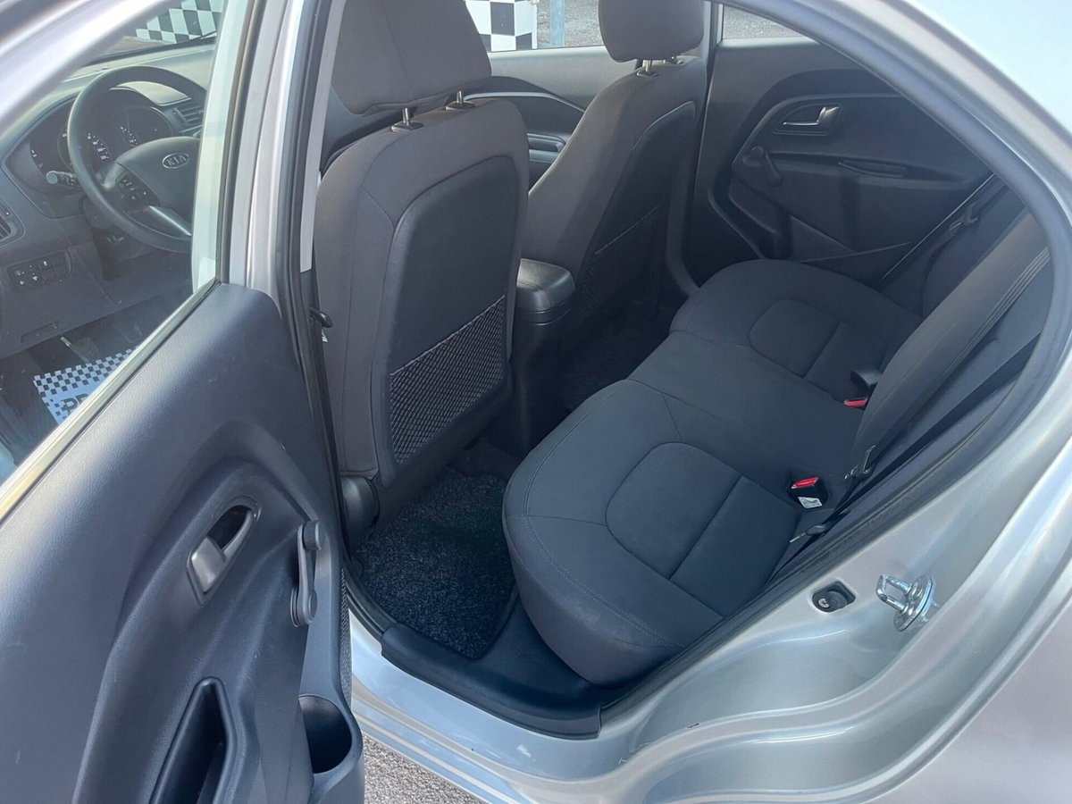 Kia Rio 1.2 CVVT 5p. LX (14)