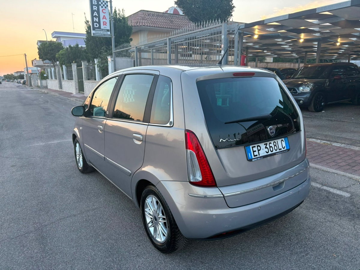 Lancia Musa 1.4 Diva Ecochic GPL (7)