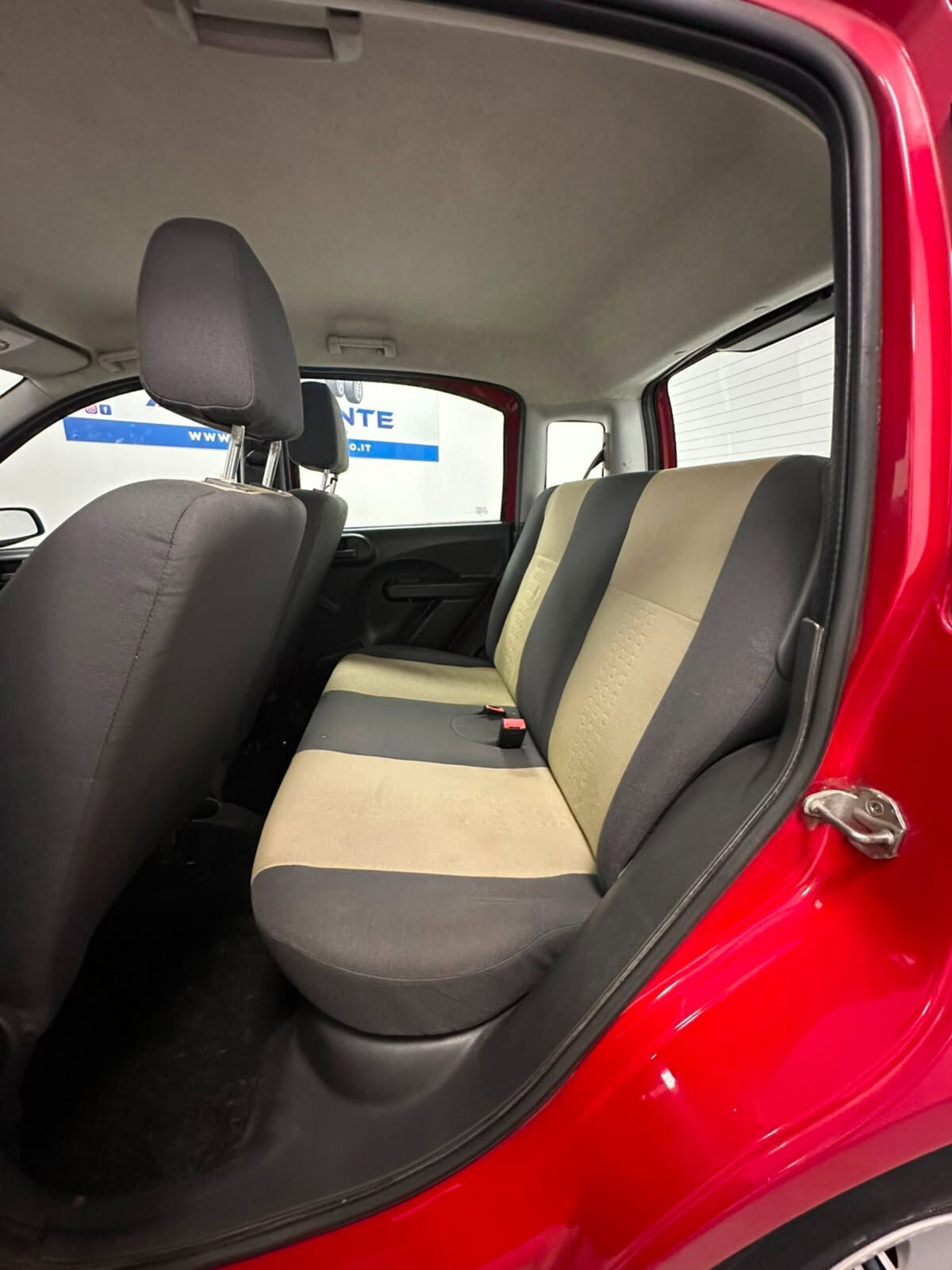 Fiat Panda 1.2 Dynamic (9)