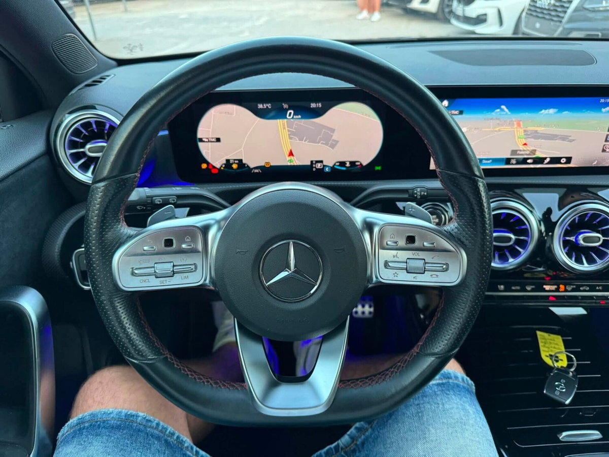 Mercedes-Benz Classe A 200 d Automatic Premium (14)