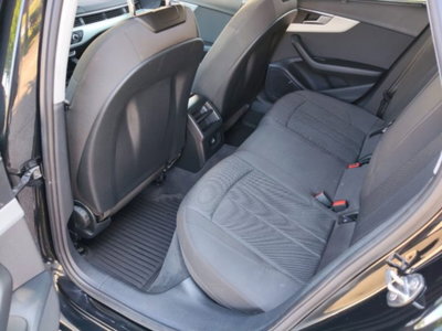 Audi A4 Avant 35 TFSI S tronic Business (6)