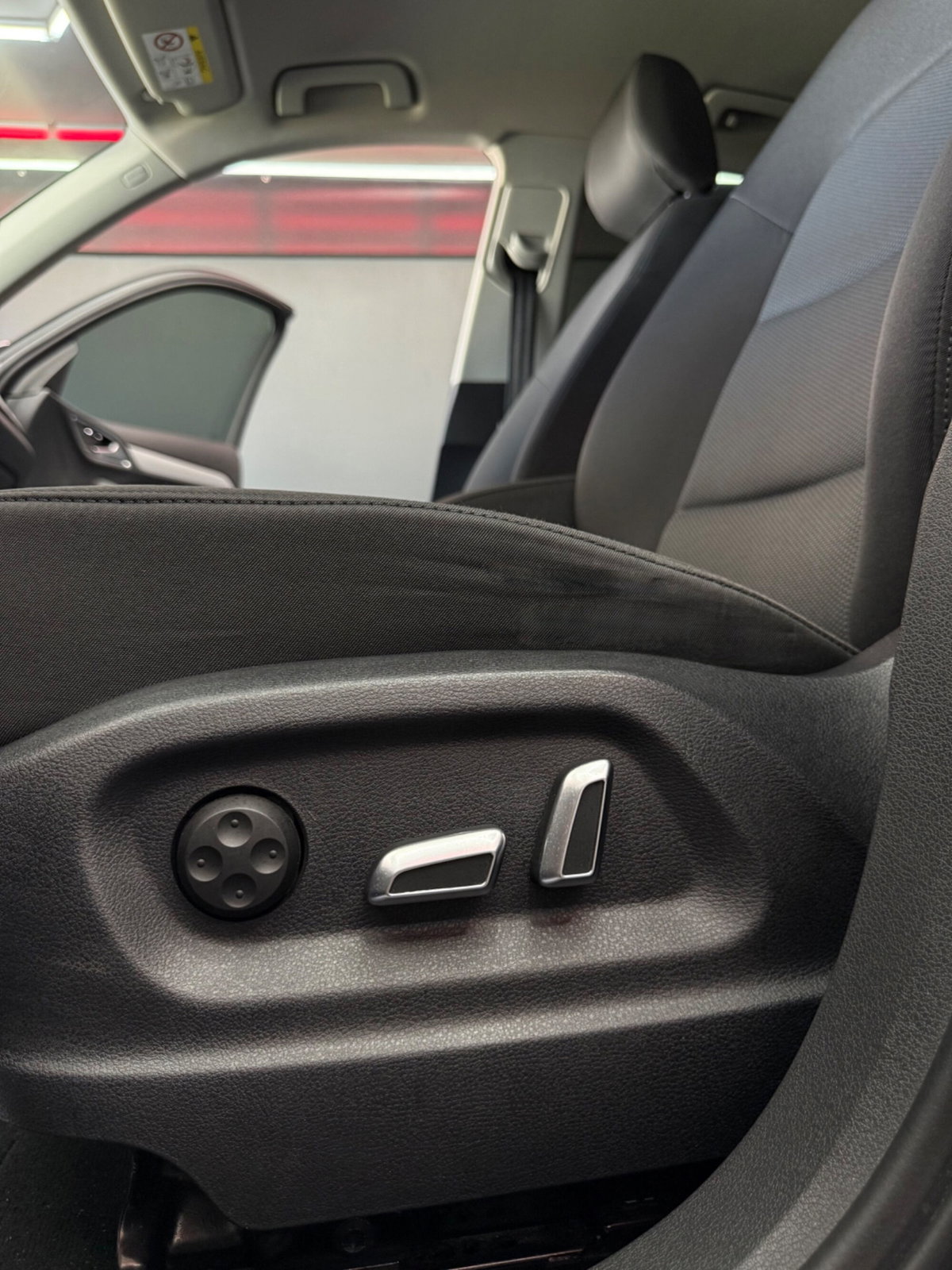 Audi Q3 2.0 TDI 120 CV S tronic S line Edition (18)