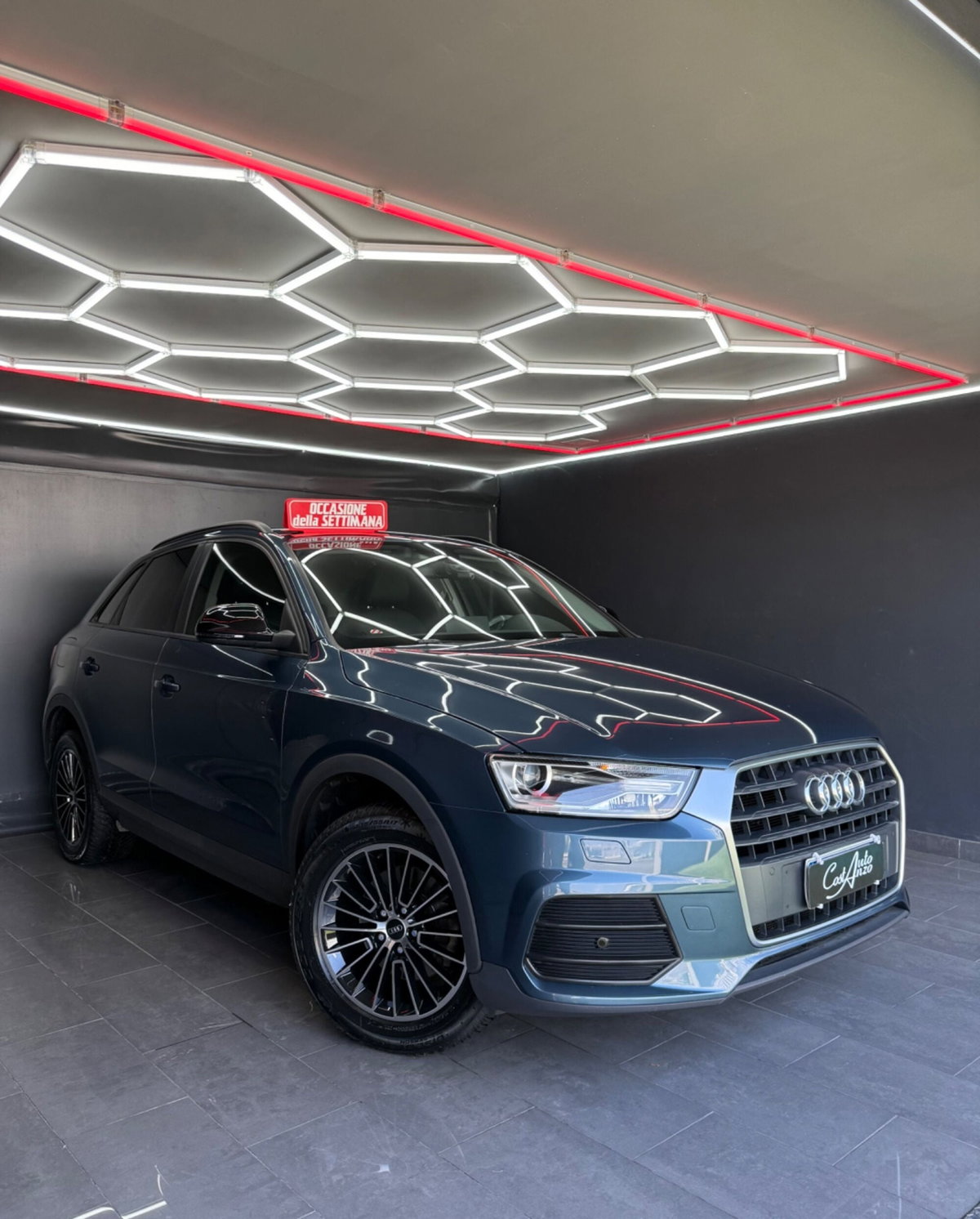 Audi Q3 2.0 TDI 120 CV S tronic S line Edition (2)
