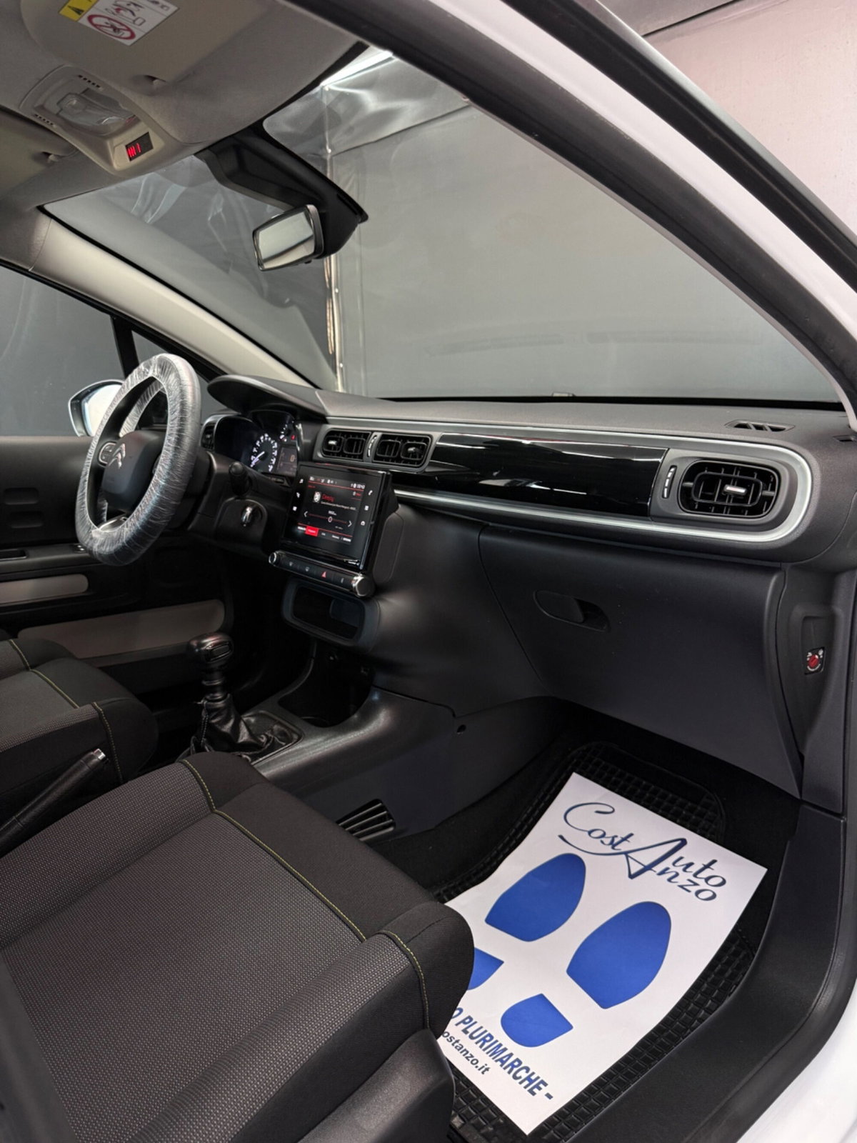 Citroen C3 BlueHDi 100 S&S Shine Pack (10)