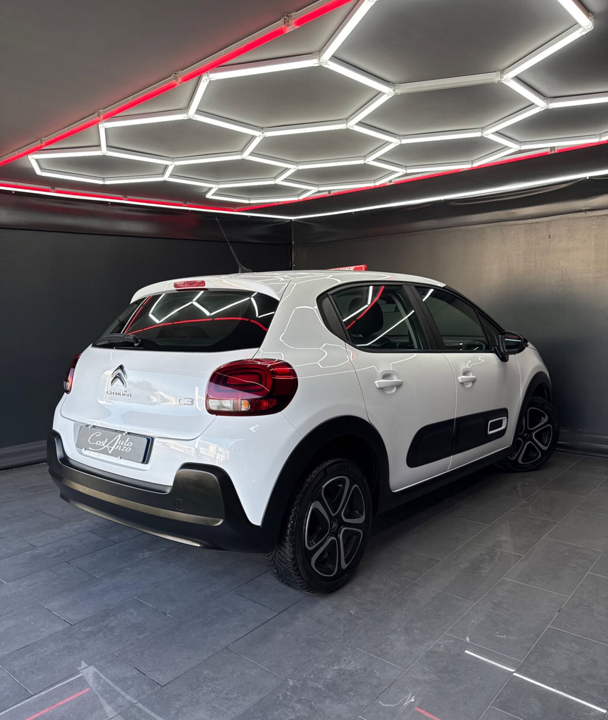Citroen C3 BlueHDi 100 S&S Shine Pack (7)