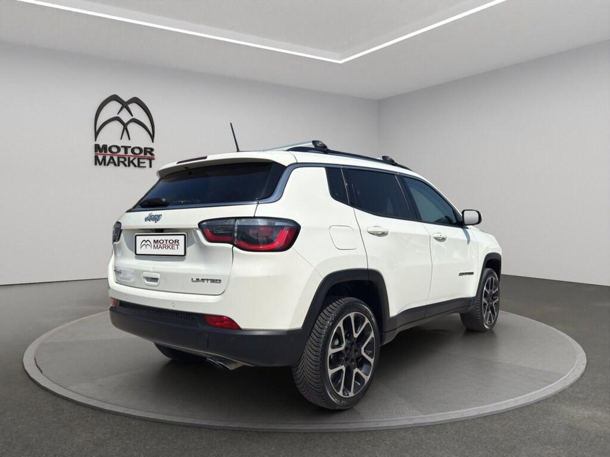 Jeep Compass 2.0 Multijet II 4WD Limited (7)