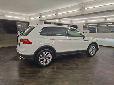 Volkswagen Tiguan 2.0 TDI 150 CV SCR DSG 4MOTION Elegance (11)