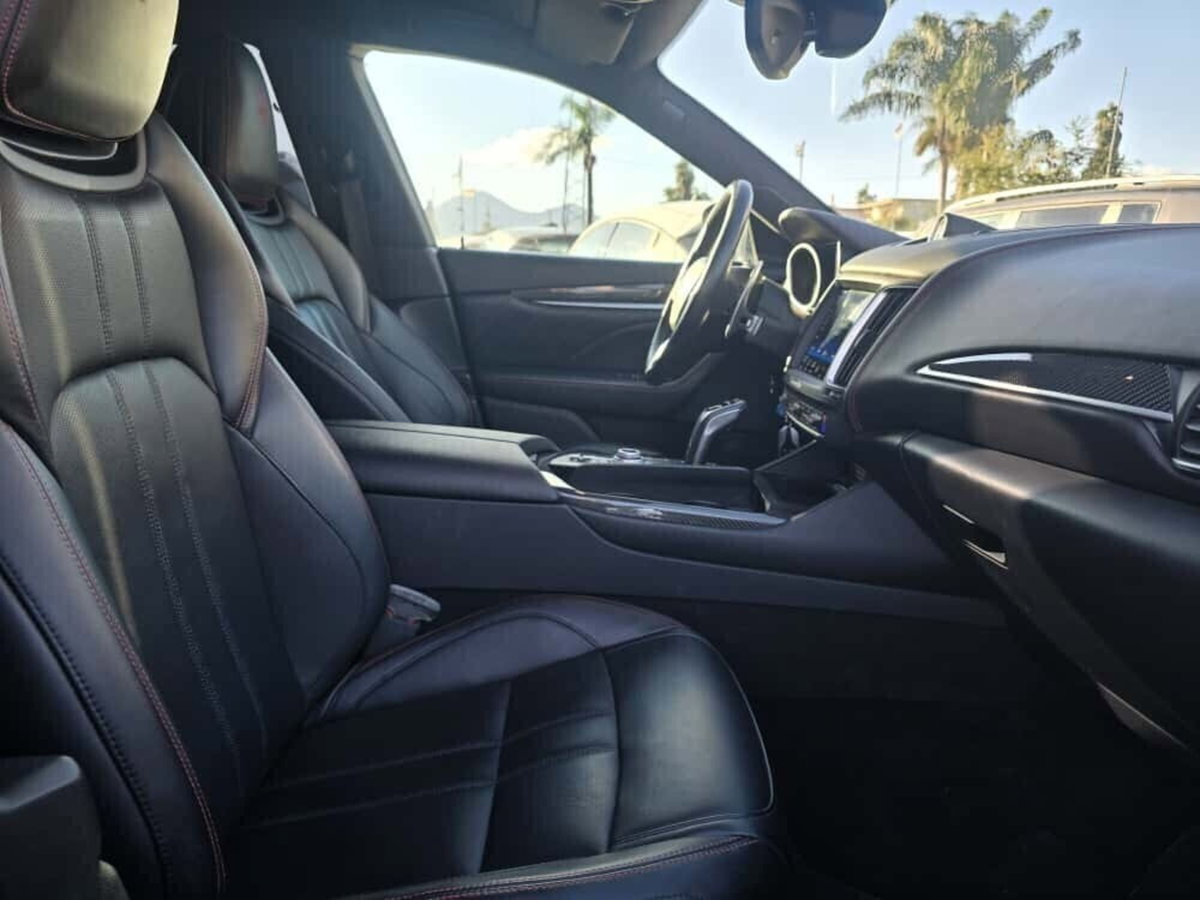 Maserati Levante Levante V6 Diesel AWD Gransport (9)