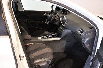 Peugeot 308 SW BlueHDi 130 S&S EAT8 Allure Pack (13)