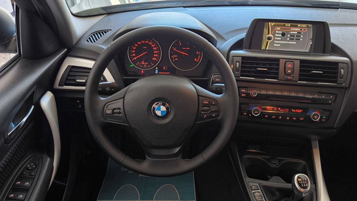BMW Serie 1 116d 2.0 116CV cat 5 porte Attiva DPF (20)