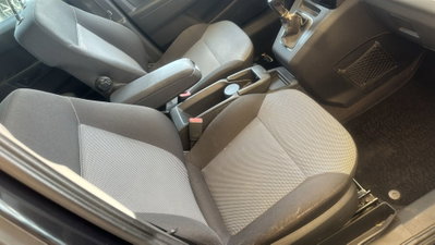 Opel Zafira Tourer 1.6 Turbo EcoM 150CV Elective (16)