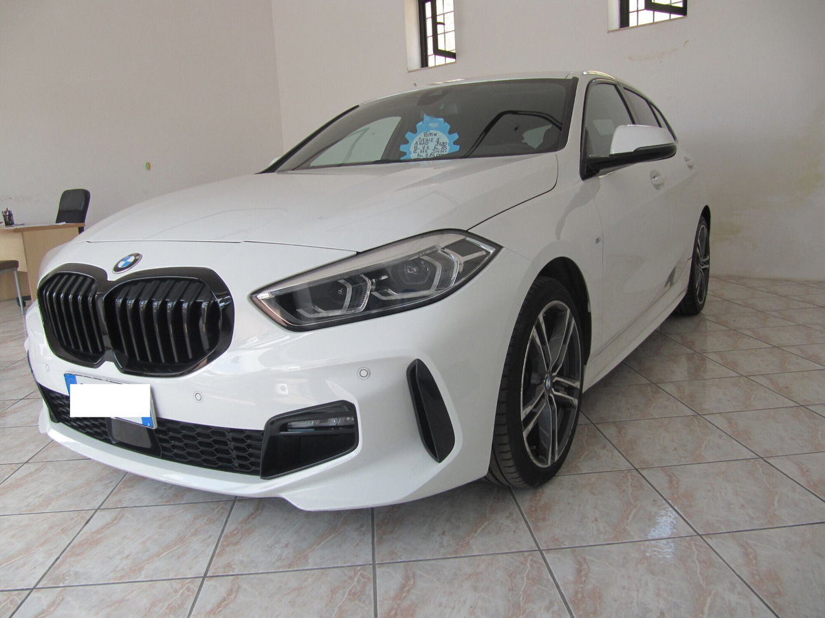 BMW Serie 1 116d 2.0 116CV cat 5 porte Attiva DPF (2)
