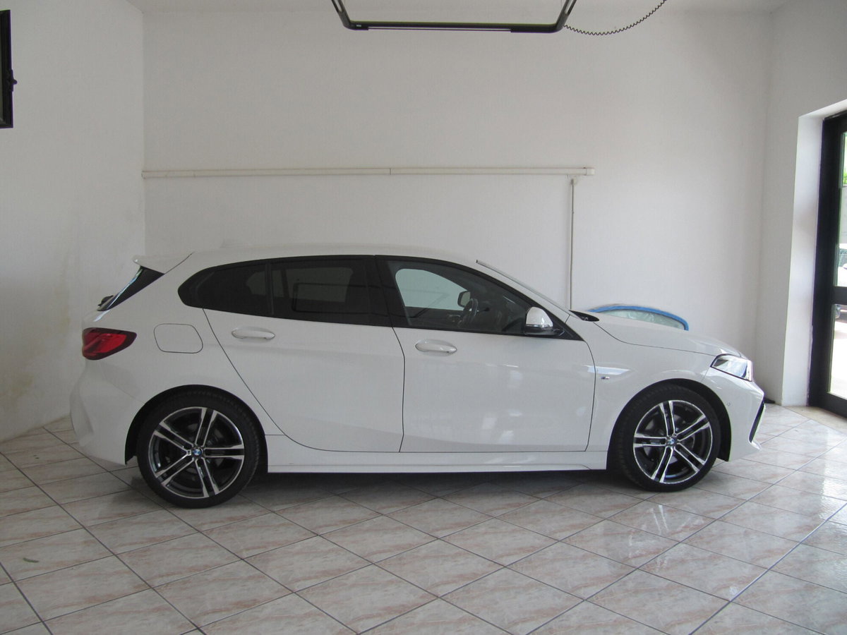 BMW Serie 1 116d 2.0 116CV cat 5 porte Attiva DPF (4)