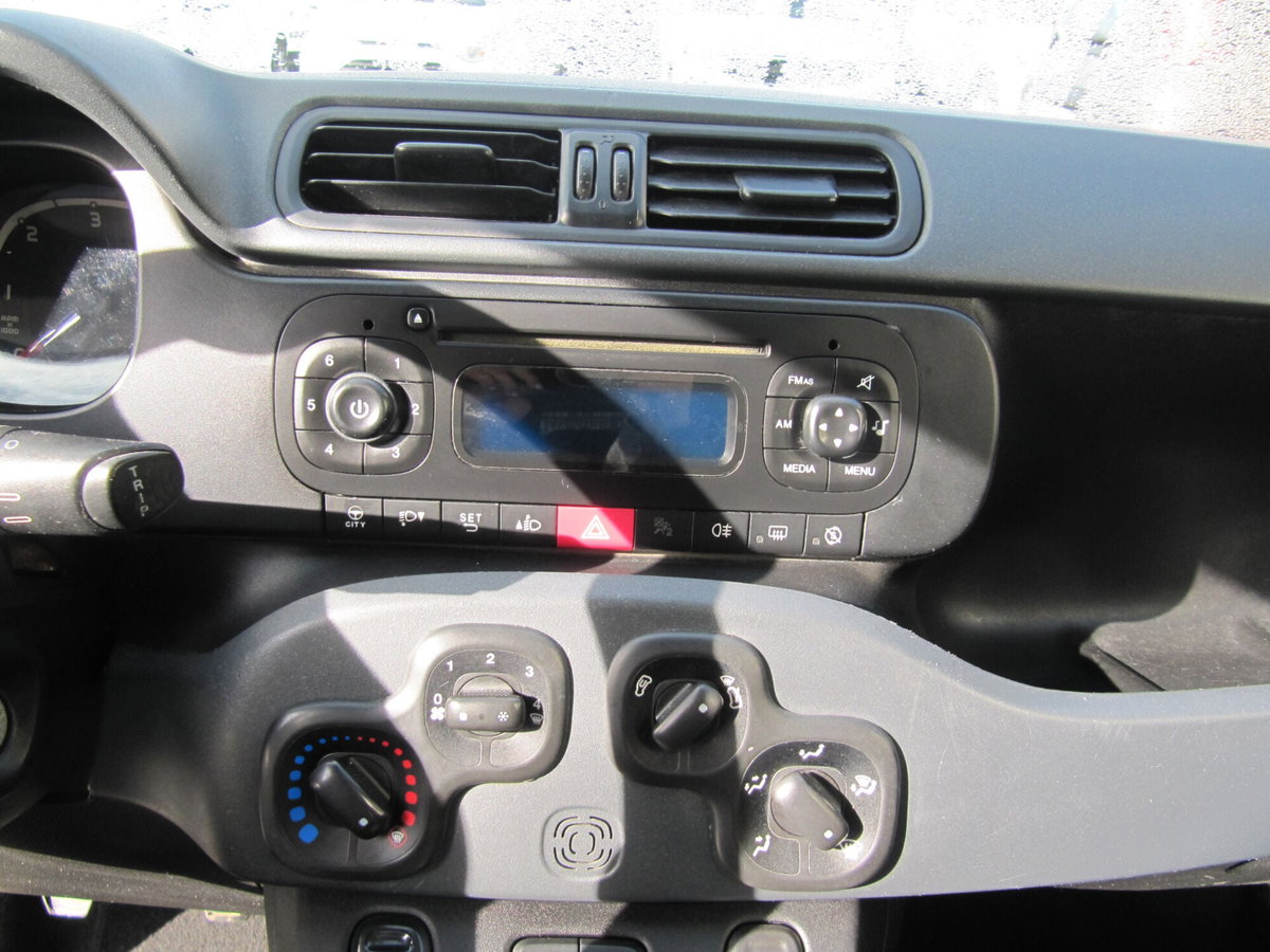Fiat Panda 1.3 MJT 80 CV S&S Lounge (9)