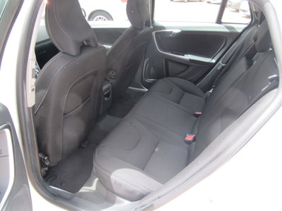 Volvo V60 D2 1.6 Powershift (13)