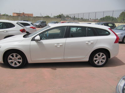Volvo V60 D2 1.6 Powershift (2)
