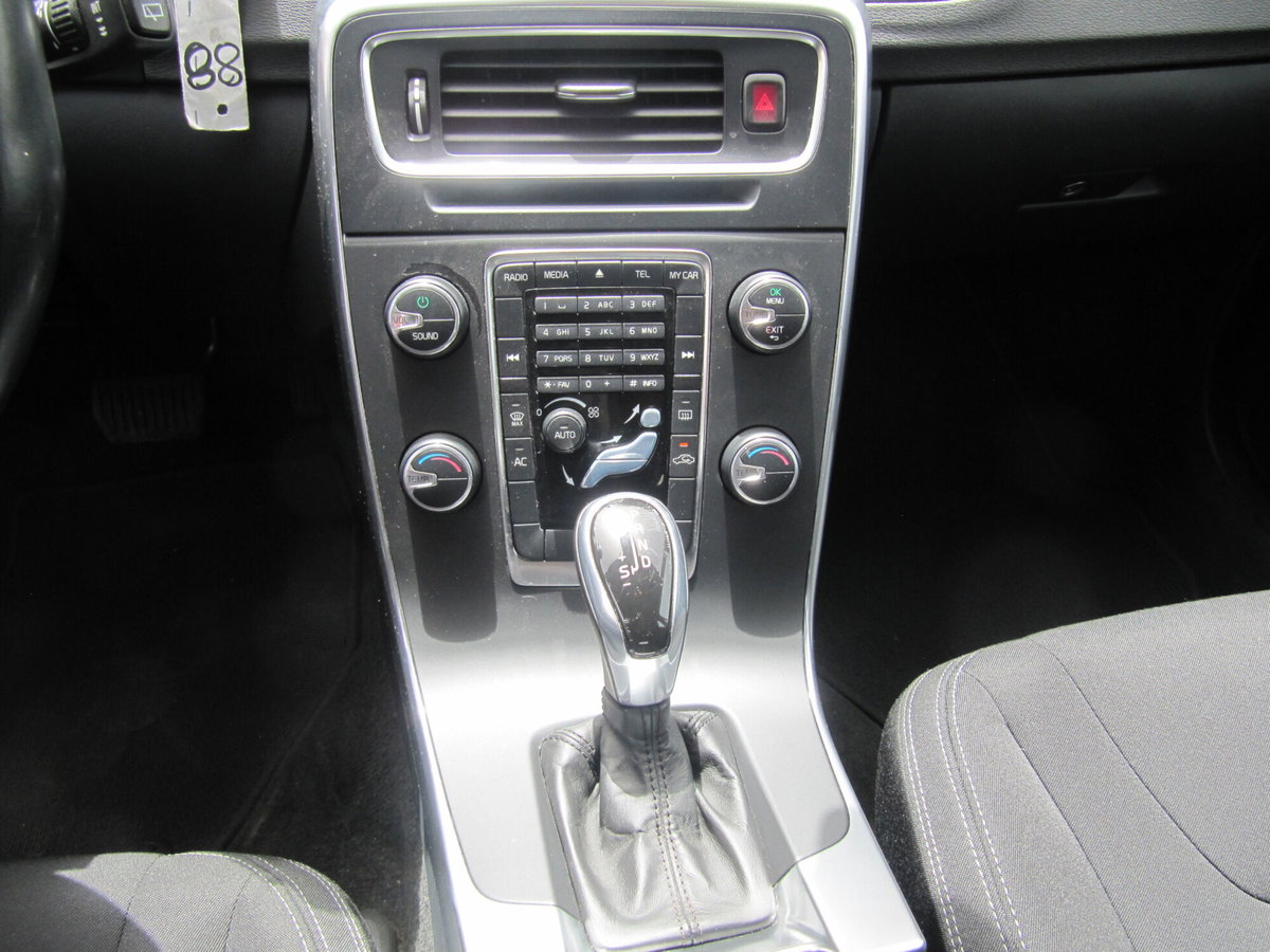 Volvo V60 D2 1.6 Powershift (6)