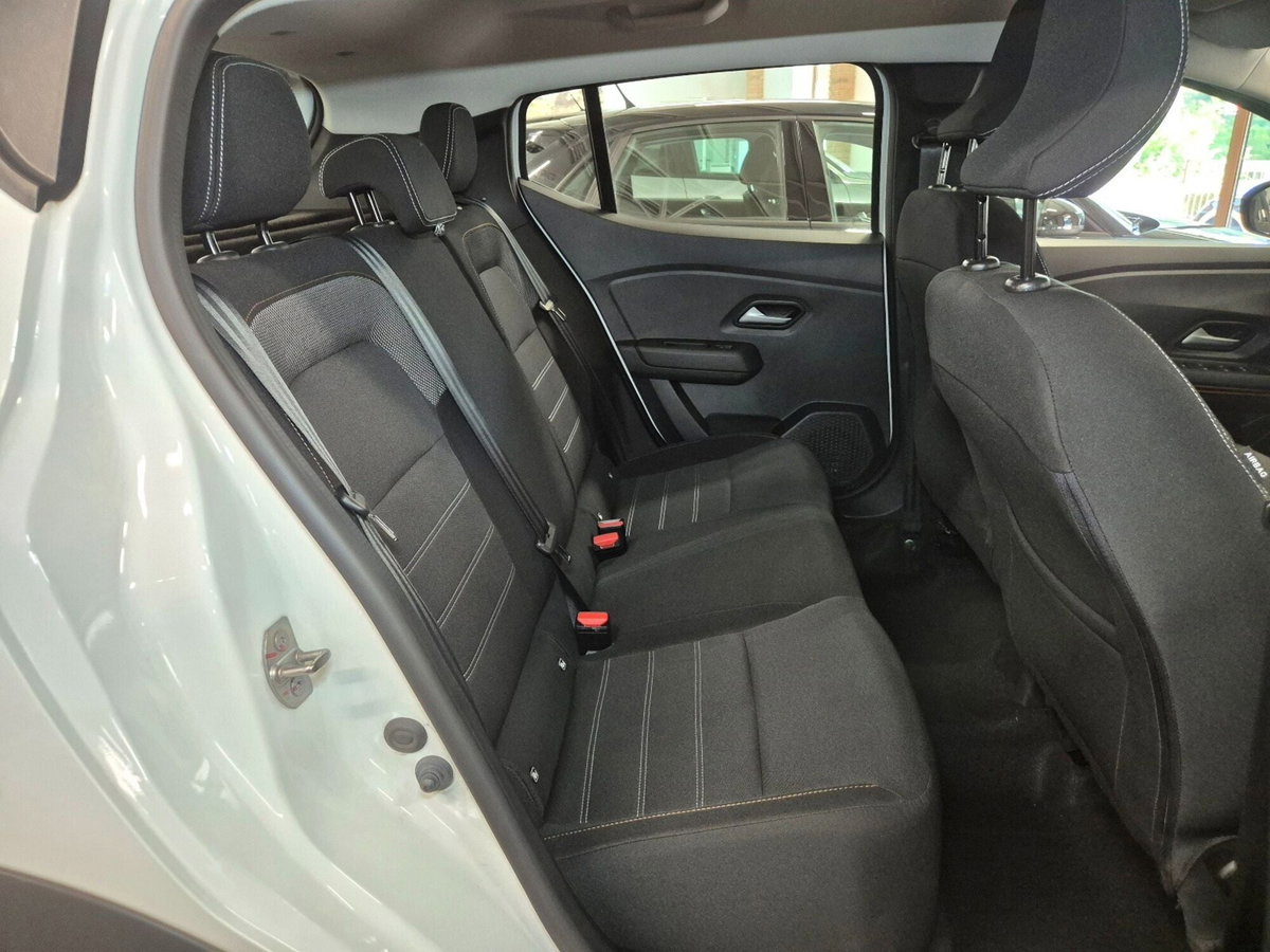 Dacia Sandero Stepway 1.0 TCe 90 CV Comfort (8)