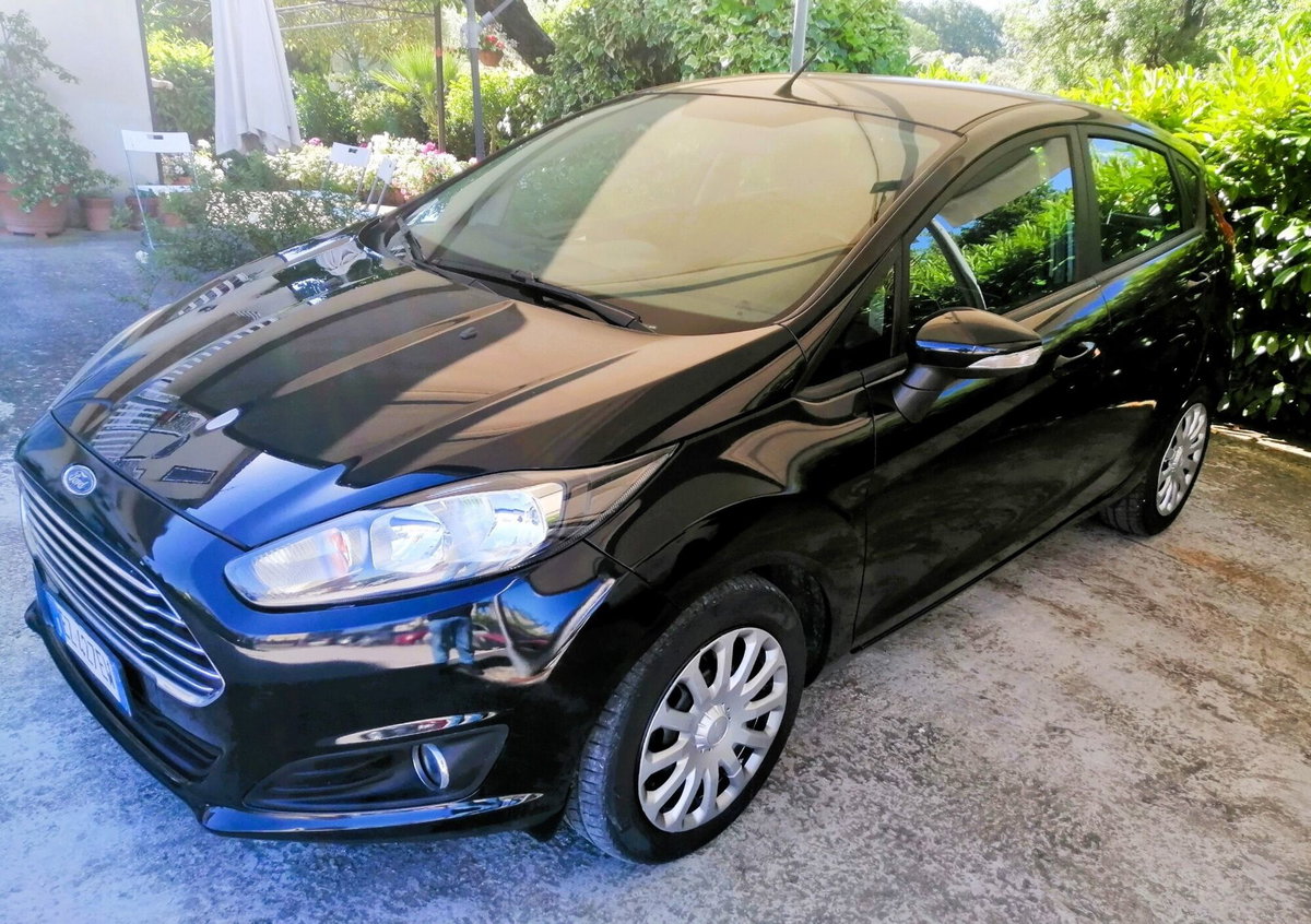 Ford Fiesta Plus 1.5 TDCi 75CV 3 porte (5)