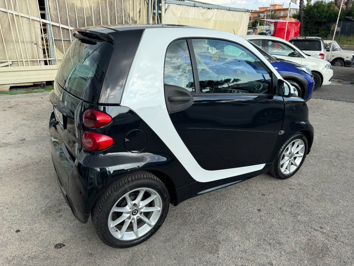 smart Fortwo 1000 52 kW MHD coupé pulse (6)