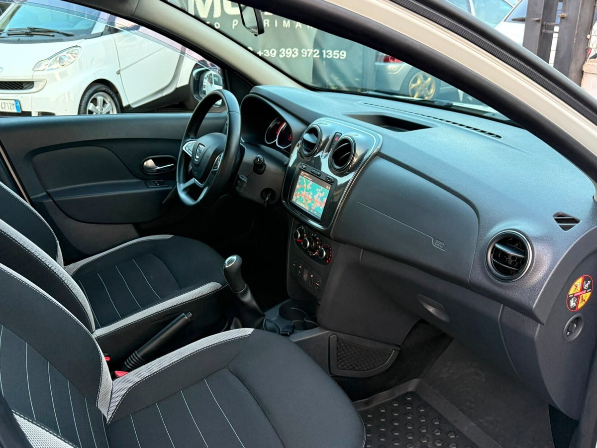 Dacia Sandero 1.5 dCi 8V 90CV Start&Stop Serie Speciale Wow (7)