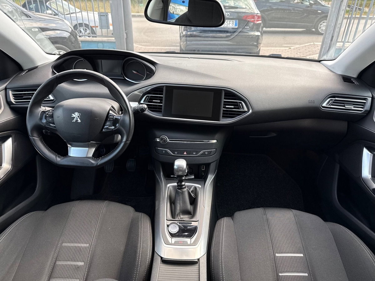 Peugeot 308 1.6 e-HDi 115 CV Stop&Start Business (15)
